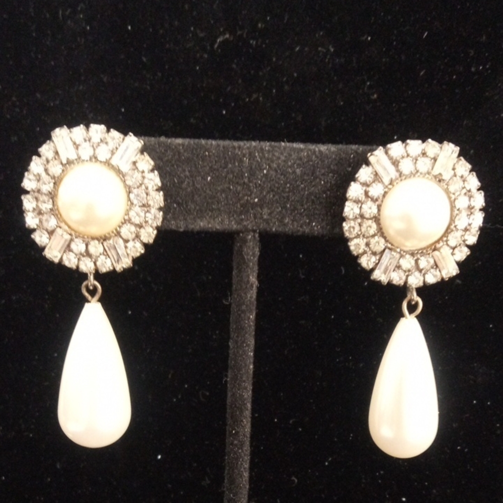 Elegant Pearl and Crystal Drop Earrings Vintage